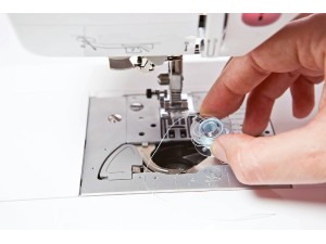 Masina de cusut Brother 1040SE