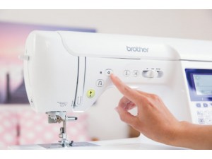 Masina de cusut Brother F460