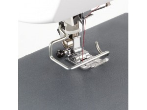 Masina de cusut Brother KD40