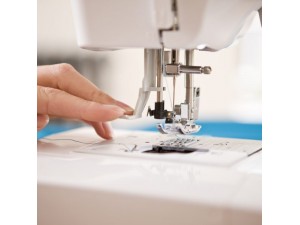 Masina de cusut Brother KD40