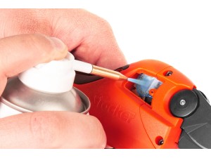 Spray vaselina pentru intretinerea foarfecelor manuale si electrice